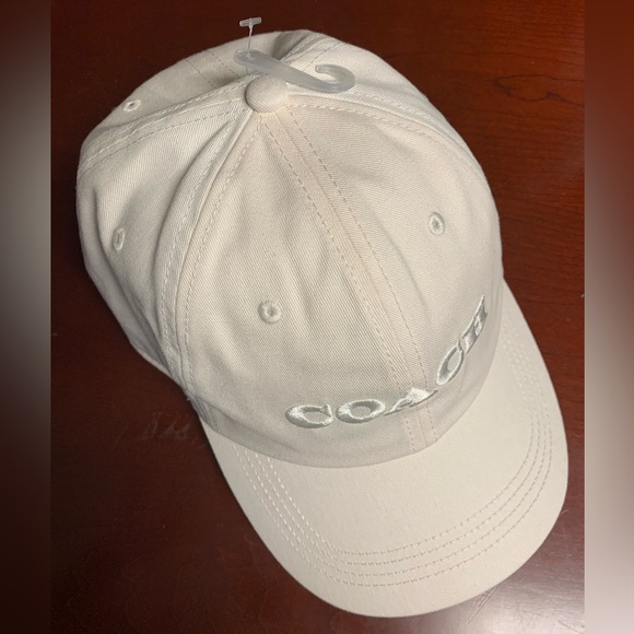COACH UNISEX ? EMBROIDERED BASEBALL SPOET RED BALLER HAT CAP CHALK? main image 9